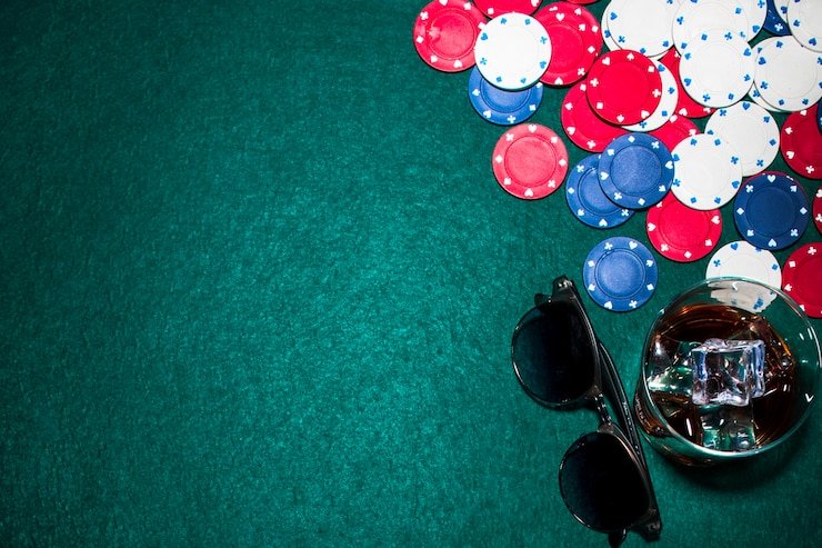 Crash round with multiplier at rules and cash-out button
